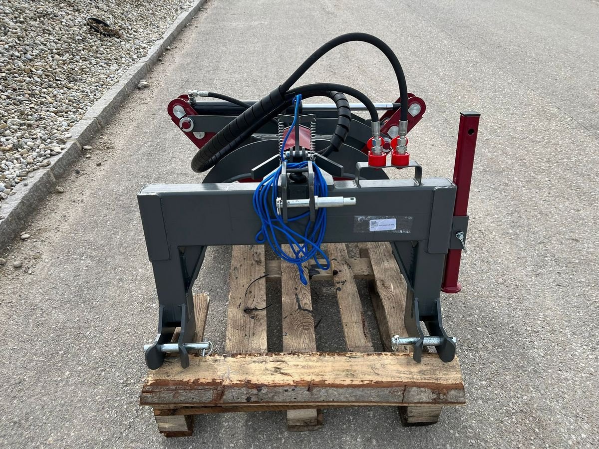 Ladekrane & Rückezange of the type Stekro Rückezange 1500 Mini, Neumaschine in NATTERNBACH (Picture 14)