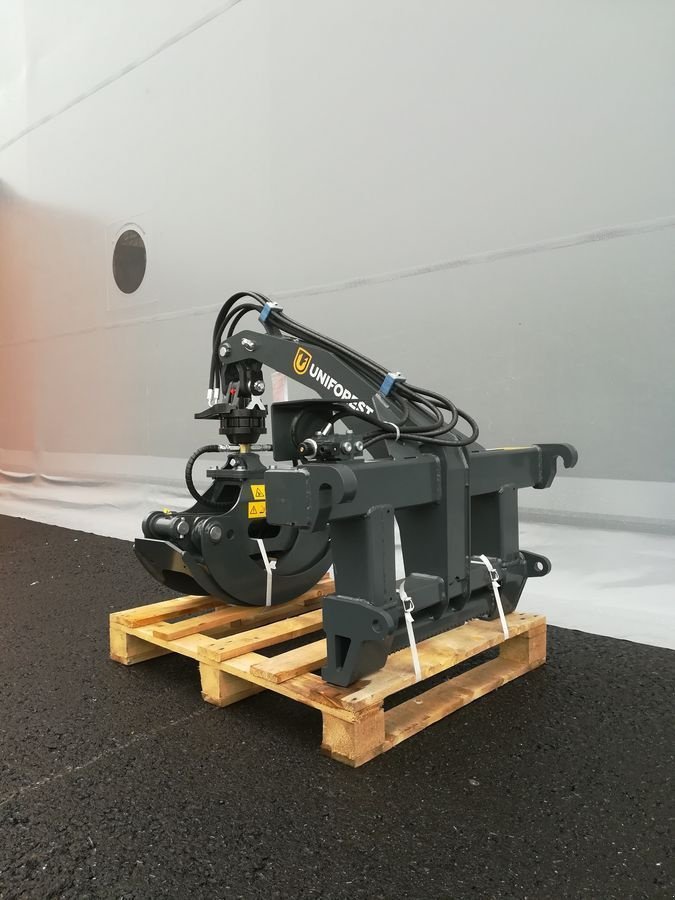 Ladekrane & Rückezange of the type Uniforest Rückezange 1300FH+ mit Umschaltventil, Neumaschine in Tamsweg (Picture 8)