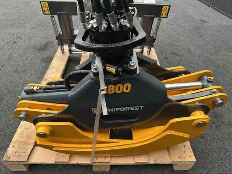 Ladekrane & Rückezange typu Uniforest Rückezange 1800FH mit Rotator, Neumaschine v Tamsweg (Obrázek 9)