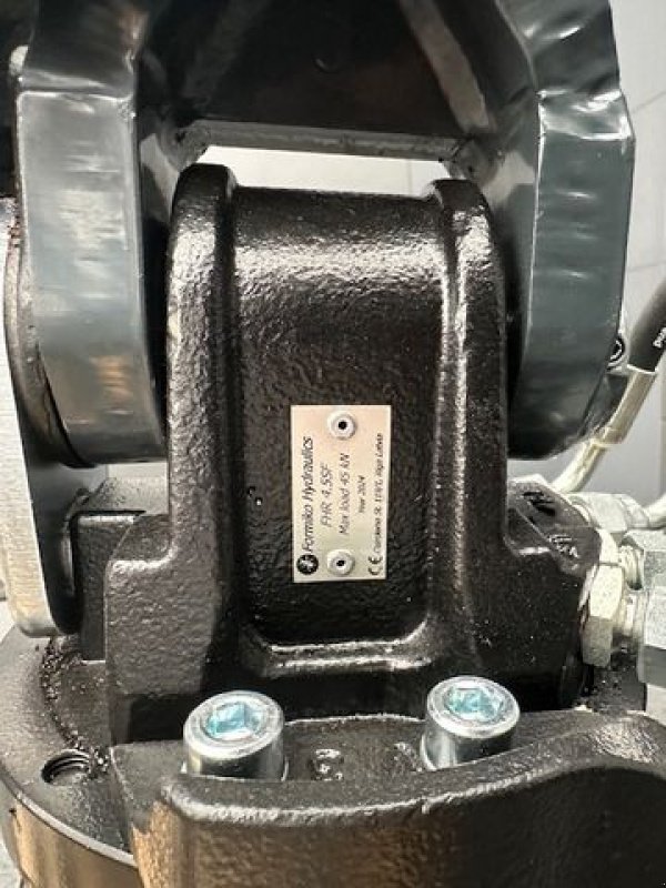 Ladekrane & Rückezange typu Uniforest Rückezange 1800FH mit Rotator, Neumaschine v Tamsweg (Obrázek 8)