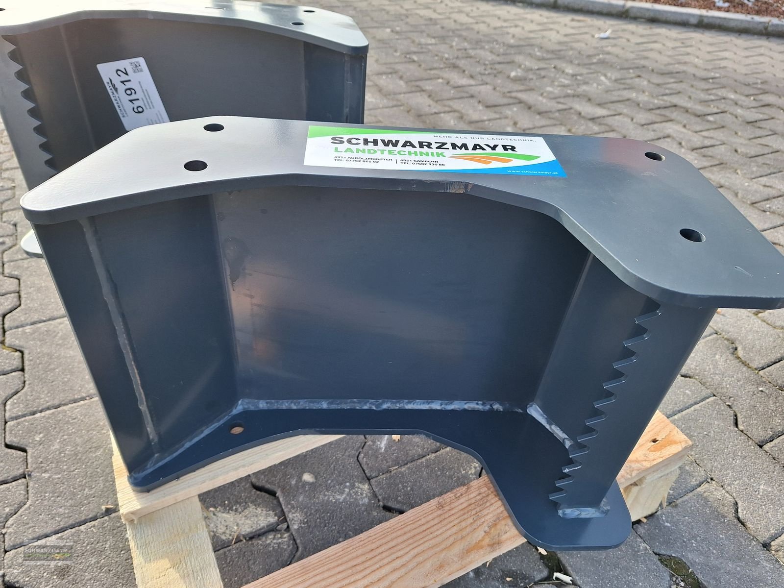 Ladekrane & Rückezange typu Uniforest Schildverbreitereung, Neumaschine v Aurolzmünster (Obrázek 9)