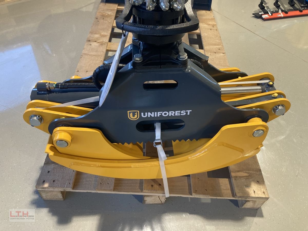 Ladekrane & Rückezange of the type Uniforest Scorpion Premium 3, Neumaschine in Gnas (Picture 6)