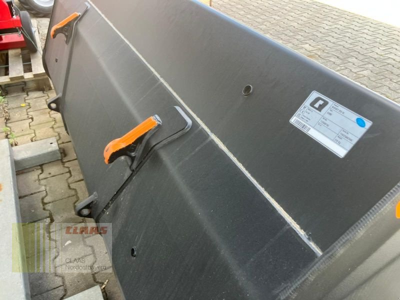 Ladeschaufel des Typs Alö 11255874Q  VL 225, Neumaschine in Schwandorf (Bild 2)