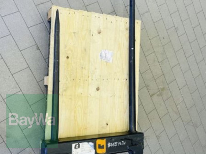 Ladeschaufel des Typs Alö BALLENSPIESS für Gabelträger, Gebrauchtmaschine in Manching (Bild 1)