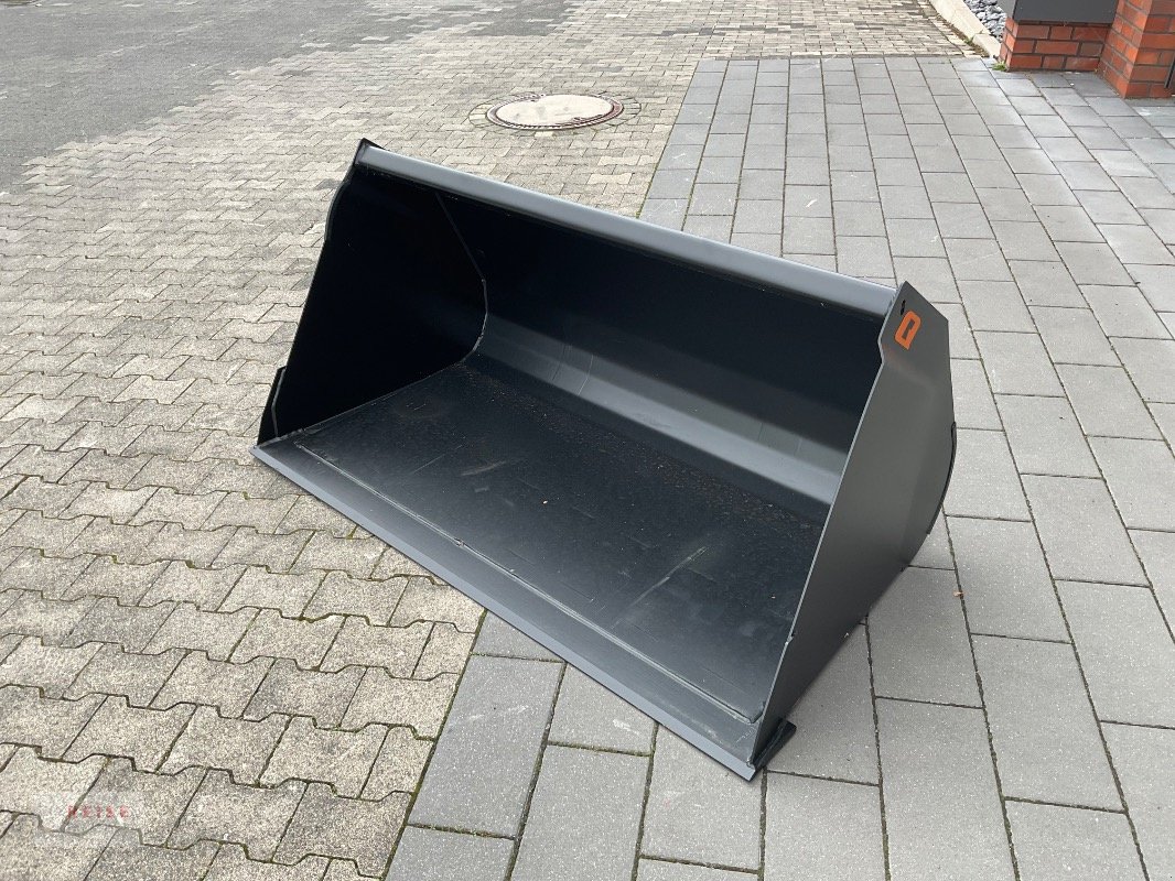 Ladeschaufel des Typs Alö Universalschaufel GM 165 Euro, Neumaschine in Lippetal / Herzfeld (Bild 4)