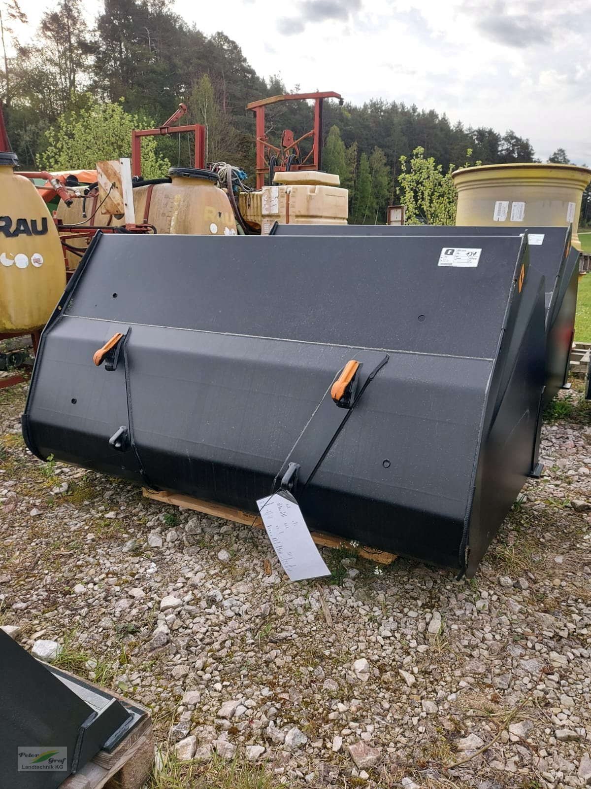 Ladeschaufel des Typs Alö Volumenschaufel VM 205, Neumaschine in Pegnitz-Bronn (Bild 1)