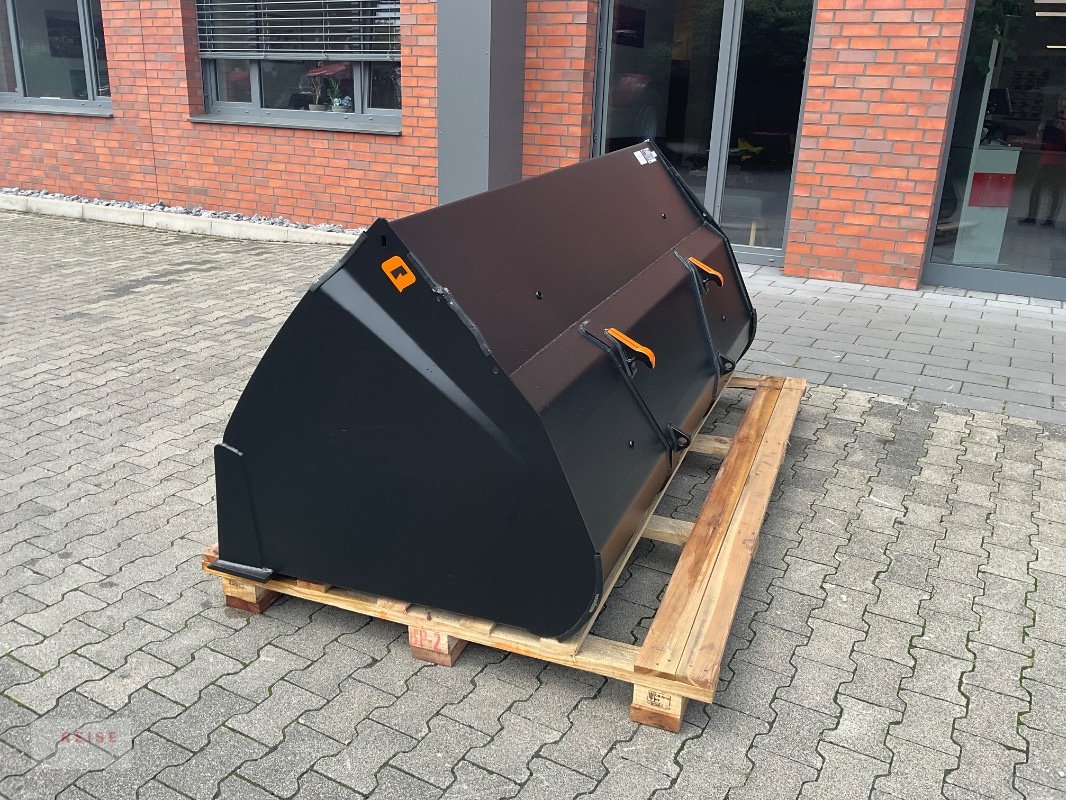 Ladeschaufel des Typs Alö Volumenschaufel VM 245 Euro, Neumaschine in Lippetal / Herzfeld (Bild 2)