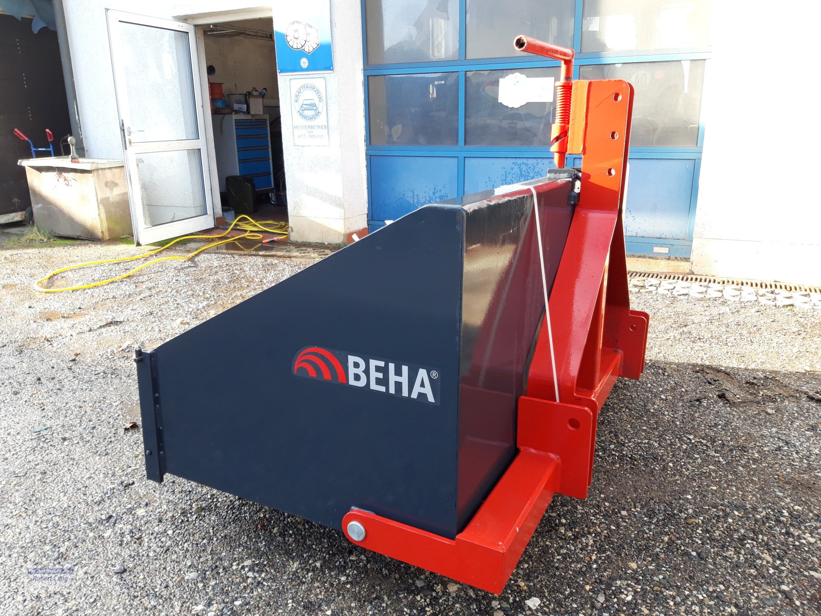 Ladeschaufel a típus BEHA AS 1750, Neumaschine ekkor: Gimpertshausen (Kép 4)