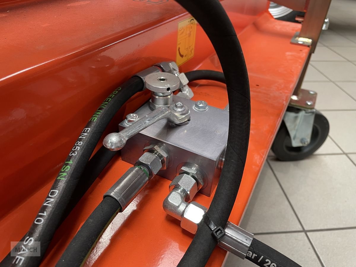 Ladeschaufel des Typs Bema 20 Kehrmaschine AKTION, Neumaschine in Burgkirchen (Bild 4)