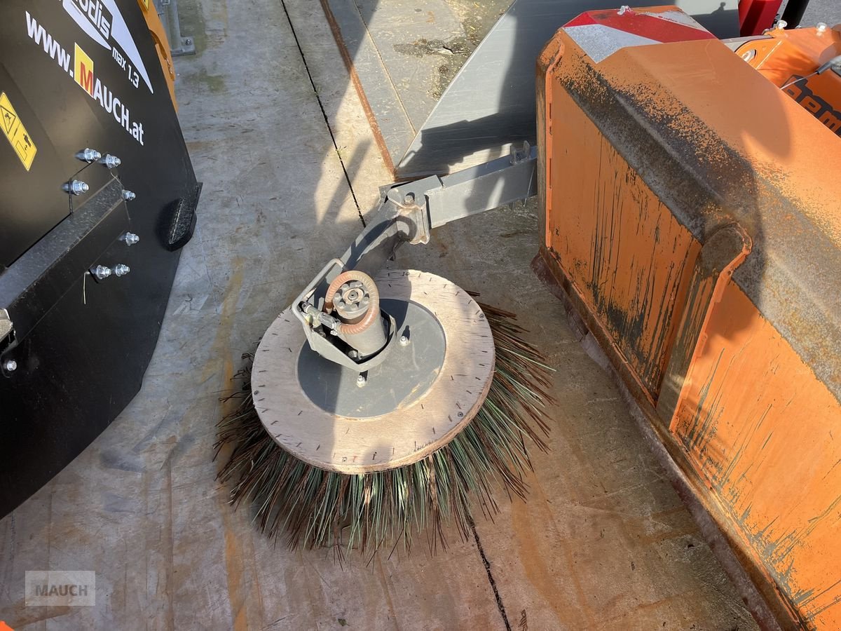 Ladeschaufel typu Bema Kehrmaschine DUAL 35 / 2300mm mit Weidemann HV, Gebrauchtmaschine v Burgkirchen (Obrázek 8)