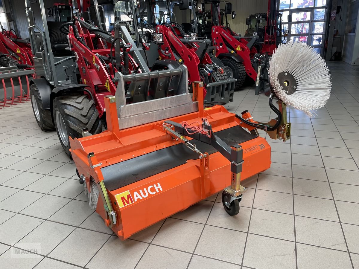 Ladeschaufel des Typs Bema Profi Kehrmaschine 1550mm AKTION, Neumaschine in Burgkirchen (Bild 1)