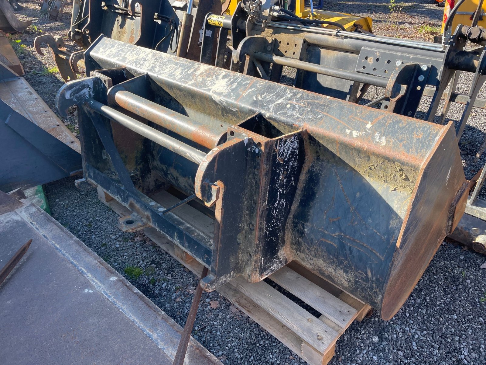 Ladeschaufel del tipo Bobcat 2m05, Gebrauchtmaschine en LA SOUTERRAINE (Imagen 6)
