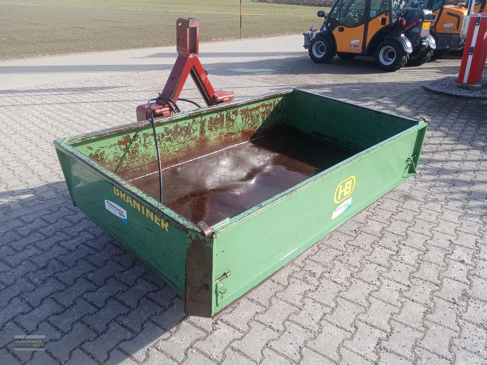 Ladeschaufel des Typs Brantner 220cm DW, Neumaschine in Aurolzmünster (Bild 3)