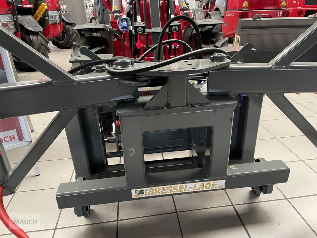 Ladeschaufel tipa Bressel & Lade Ballengreifer B45, Neumaschine u Burgkirchen (Slika 3)