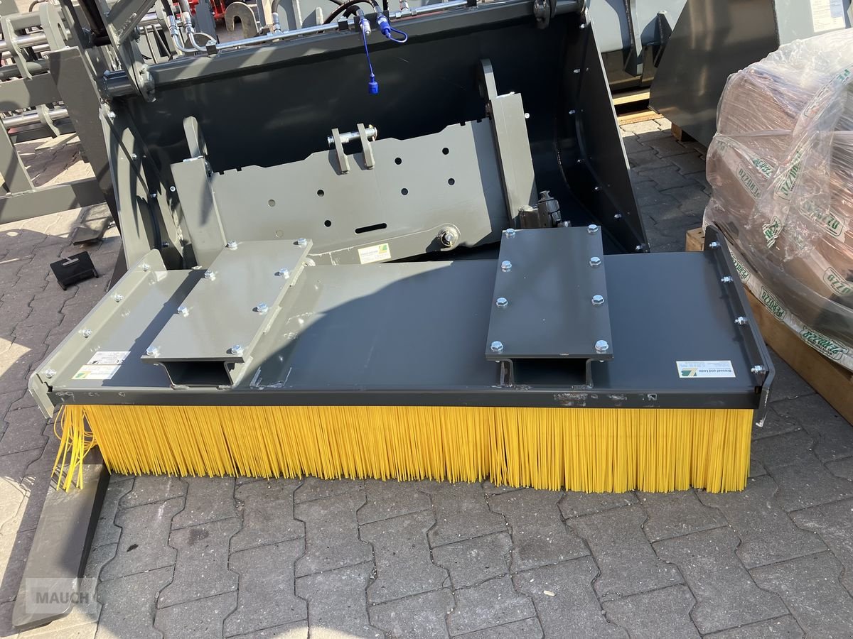 Ladeschaufel des Typs Bressel & Lade Kehrbesen 1.5m-3m, Neumaschine in Burgkirchen (Bild 2)