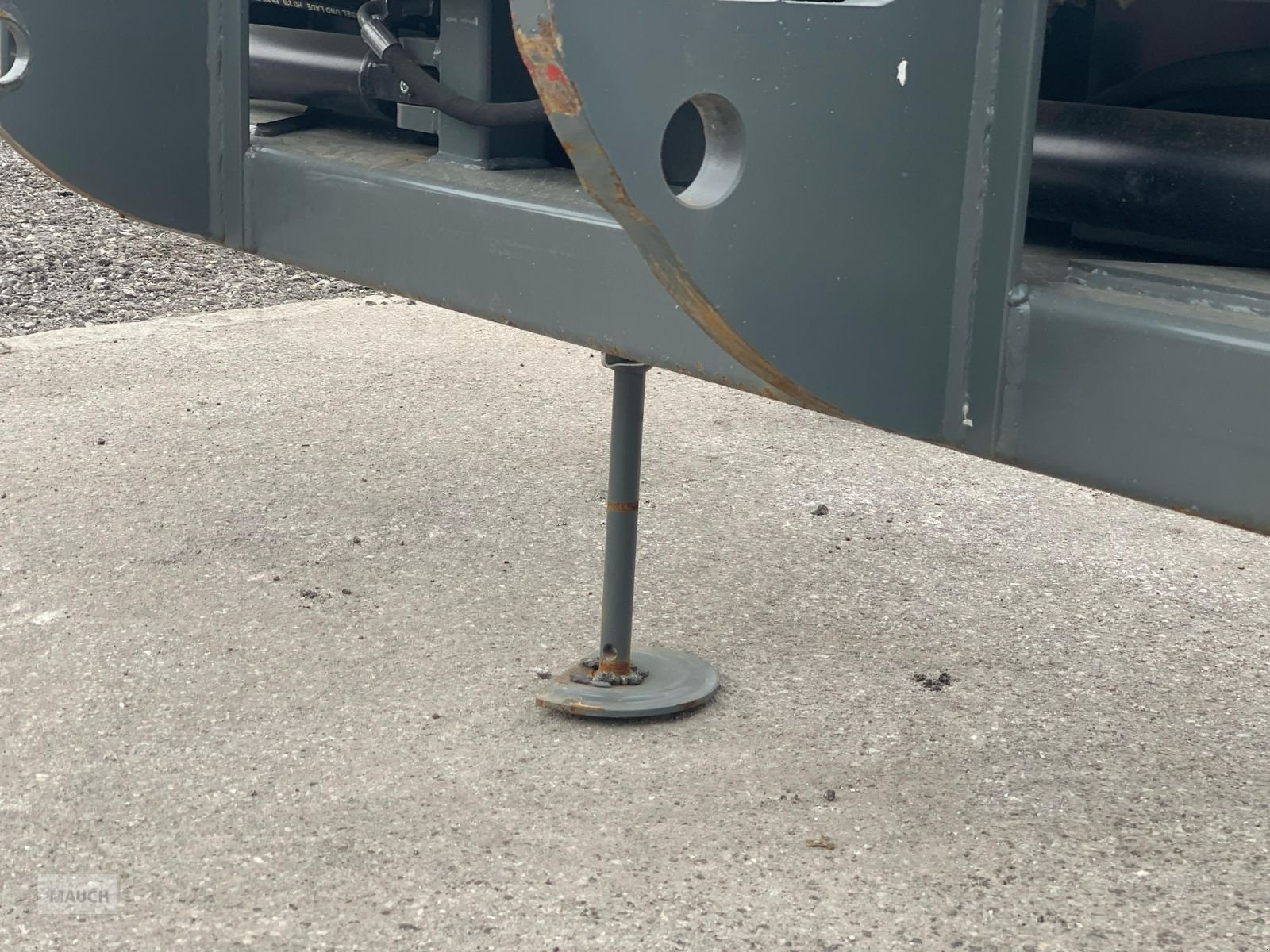 Ladeschaufel des Typs Bressel & Lade Rund- und Rechteck-Ballenzange LAGERABVERKAUF, Neumaschine in Burgkirchen (Bild 4)