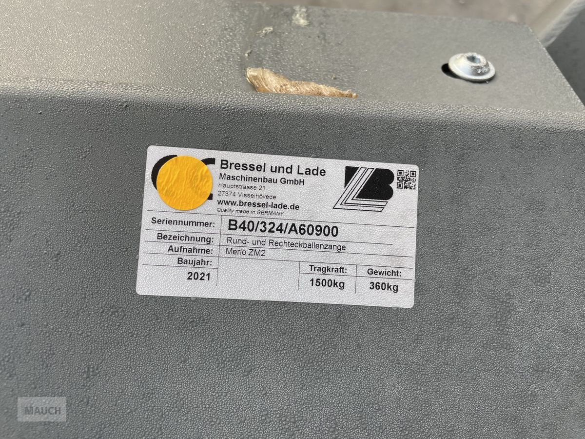 Ladeschaufel des Typs Bressel & Lade Rund- und Rechteckballenzange, Neumaschine in Burgkirchen (Bild 11)