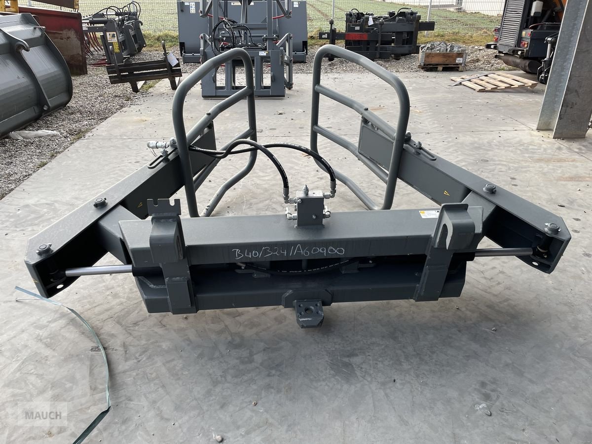 Ladeschaufel des Typs Bressel & Lade Rund- und Rechteckballenzange, Neumaschine in Burgkirchen (Bild 8)