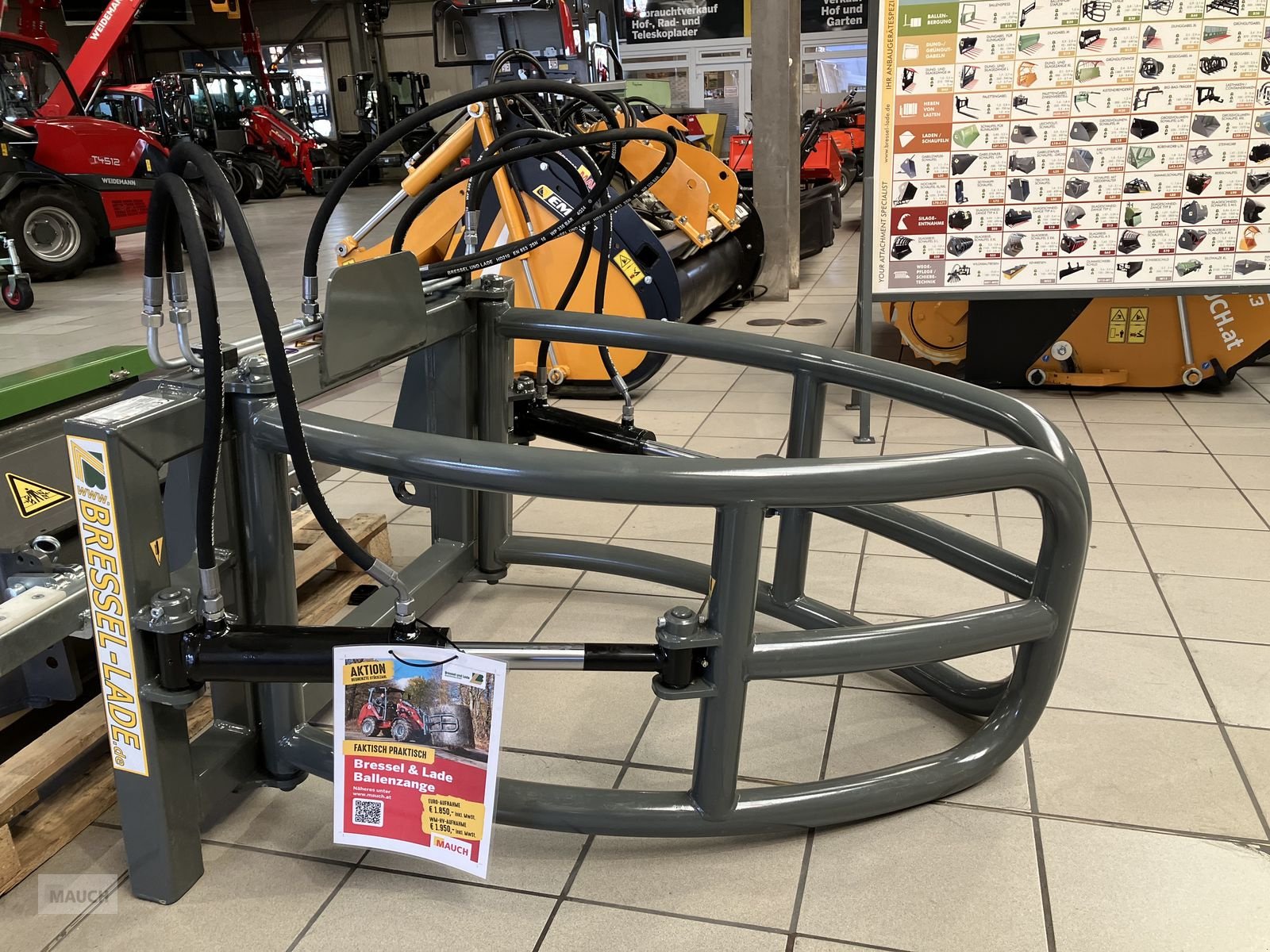 Ladeschaufel des Typs Bressel & Lade Rundballenzange, Neumaschine in Burgkirchen (Bild 5)