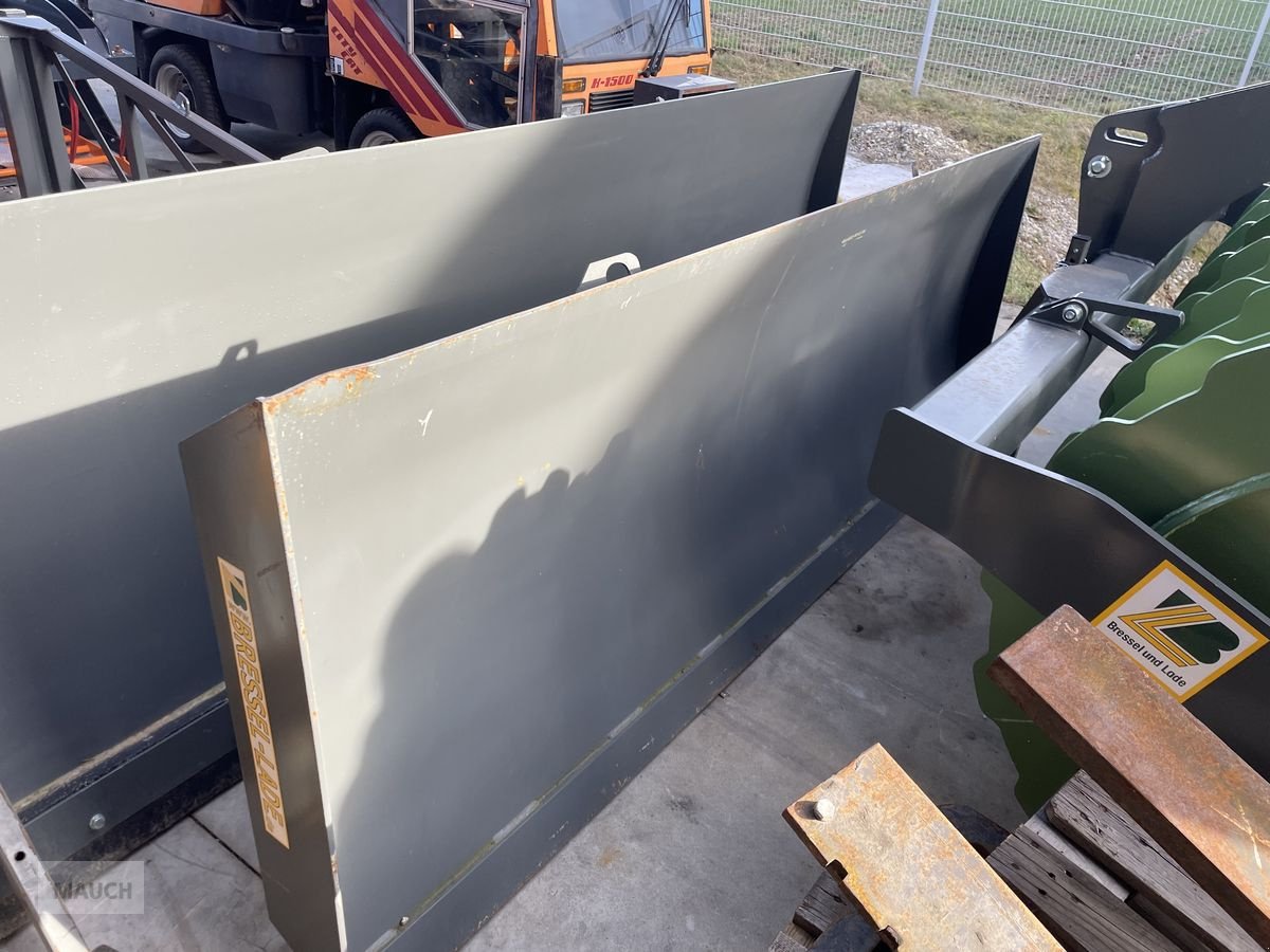 Ladeschaufel des Typs Bressel & Lade Schiebeschild / Materialschiebeschild 2500mm, Neumaschine in Burgkirchen (Bild 2)