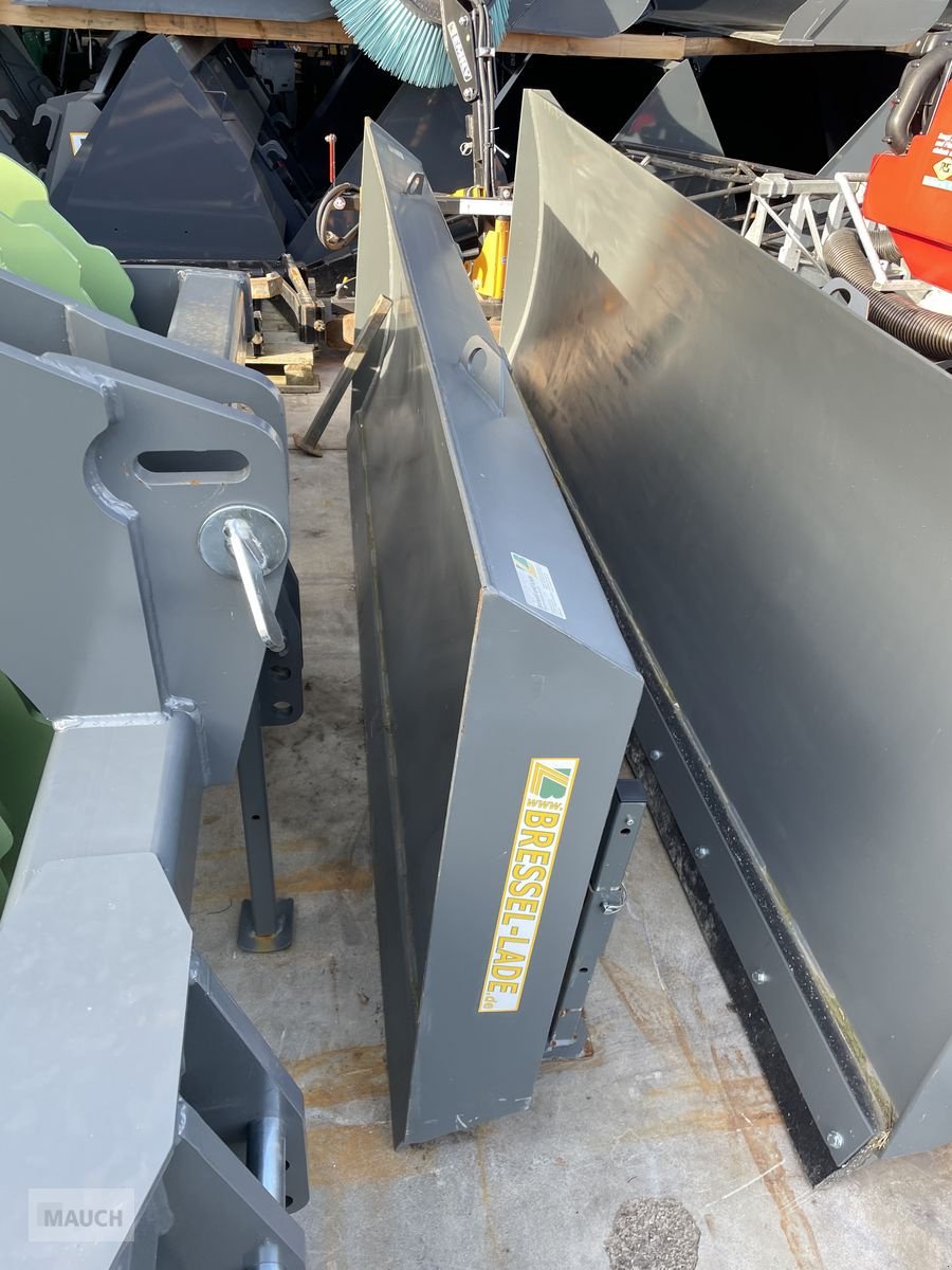 Ladeschaufel des Typs Bressel & Lade Schiebeschild / Materialschiebeschild 2500mm, Neumaschine in Burgkirchen (Bild 3)