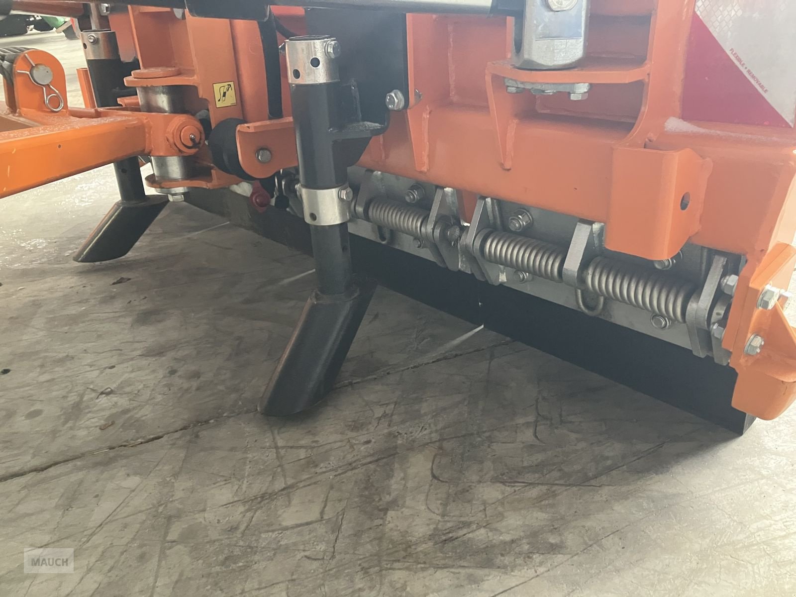 Ladeschaufel van het type Bressel & Lade Schneeschild 1600mm Weidemann Aufnahme, Neumaschine in Burgkirchen (Foto 8)