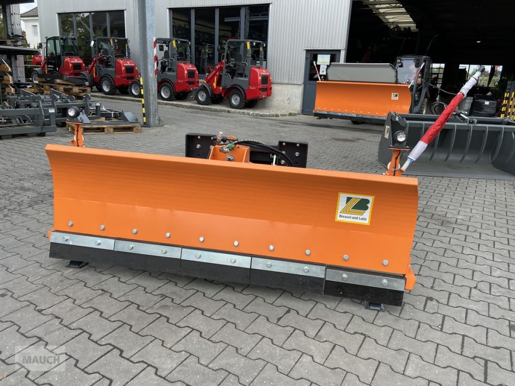 Ladeschaufel des Typs Bressel & Lade Schneeschild SRS 1600mm mit HV, Neumaschine in Burgkirchen (Bild 5)
