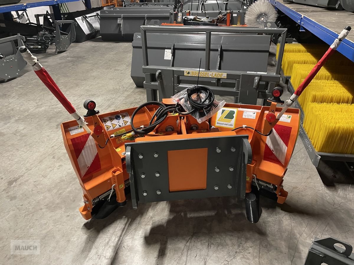 Ladeschaufel des Typs Bressel & Lade Variopflug, Schneepflug 1,5 - 3,4m erhältlich, Neumaschine in Burgkirchen (Bild 11)