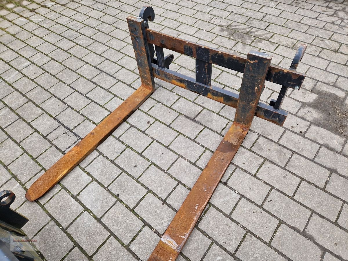 Ladeschaufel des Typs Dominator 3.000 KG Palettengabel Heavy Duty Ausführung, Gebrauchtmaschine in Tarsdorf (Bild 1)