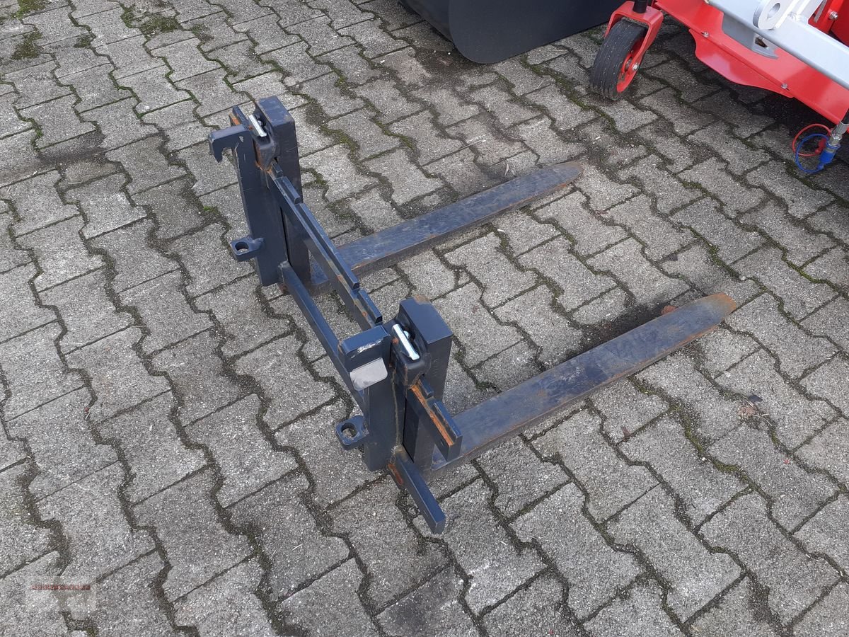 Ladeschaufel des Typs Dominator Avant Palettengabel mit 80 cm Zinken TOP, Gebrauchtmaschine in Tarsdorf (Bild 1)
