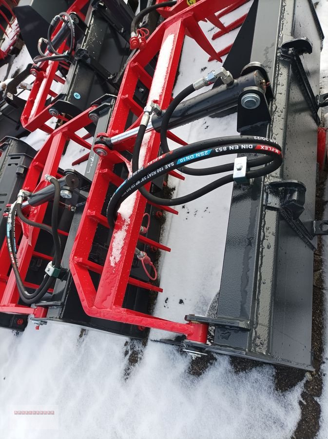 Ladeschaufel of the type Dominator ECO Krokoschaufel  AVANT, Gebrauchtmaschine in Tarsdorf (Picture 3)