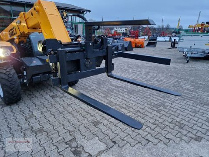 Ladeschaufel des Typs Dominator Kistendrehgerät Roto 2500, Gebrauchtmaschine in Tarsdorf (Bild 1)