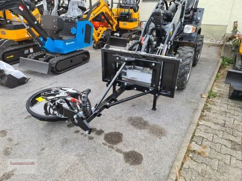 Ladeschaufel des Typs Dominator Peruzzo Roto Hydro mit Euro Aufnahme Zaunmulcher, Gebrauchtmaschine in Tarsdorf (Bild 12)