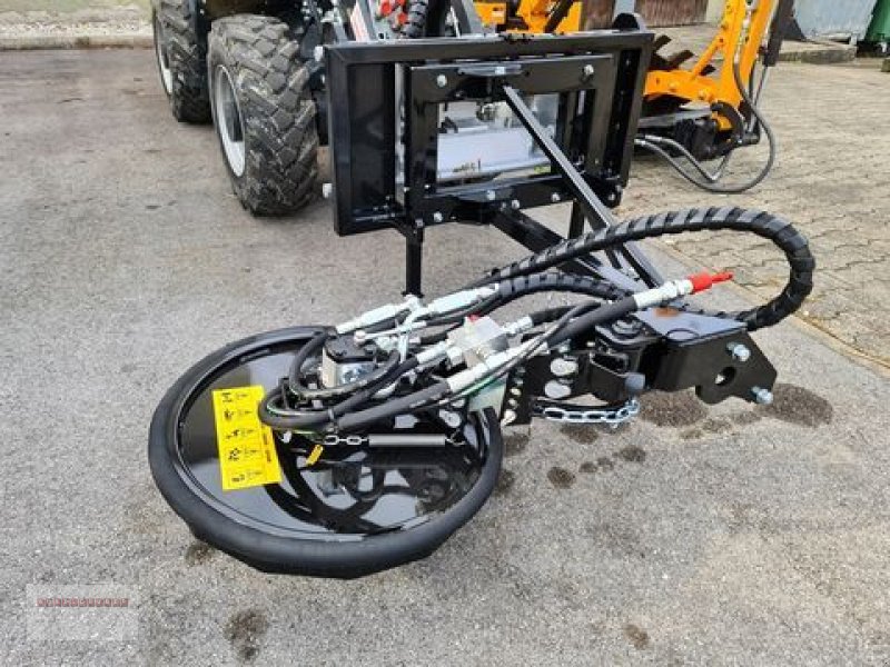 Ladeschaufel des Typs Dominator Peruzzo Roto Hydro mit Euro Aufnahme Zaunmulcher, Gebrauchtmaschine in Tarsdorf (Bild 2)