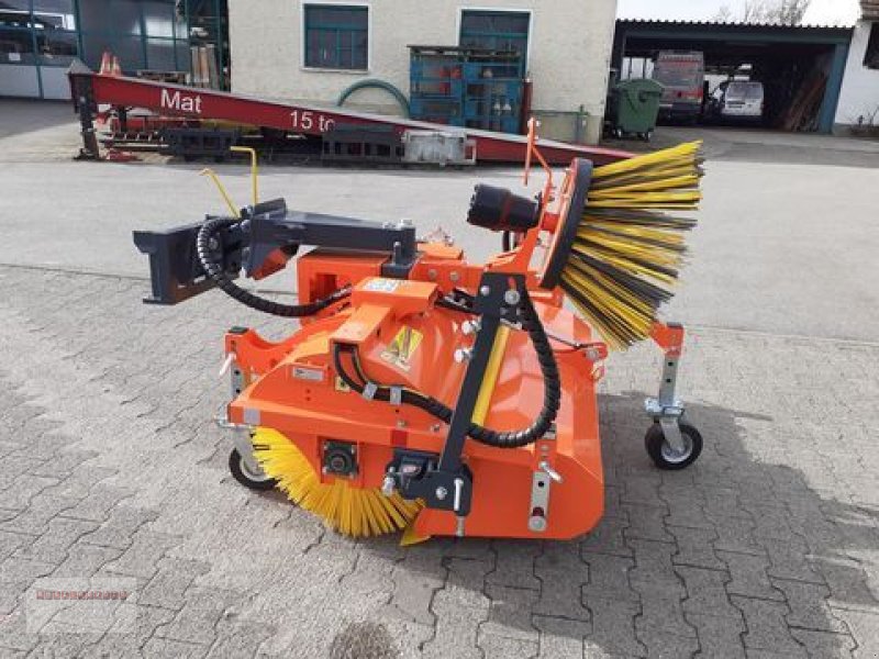 Ladeschaufel des Typs Dominator Profi Clean Kehrmaschine TOP Aktion, Gebrauchtmaschine in Tarsdorf (Bild 3)