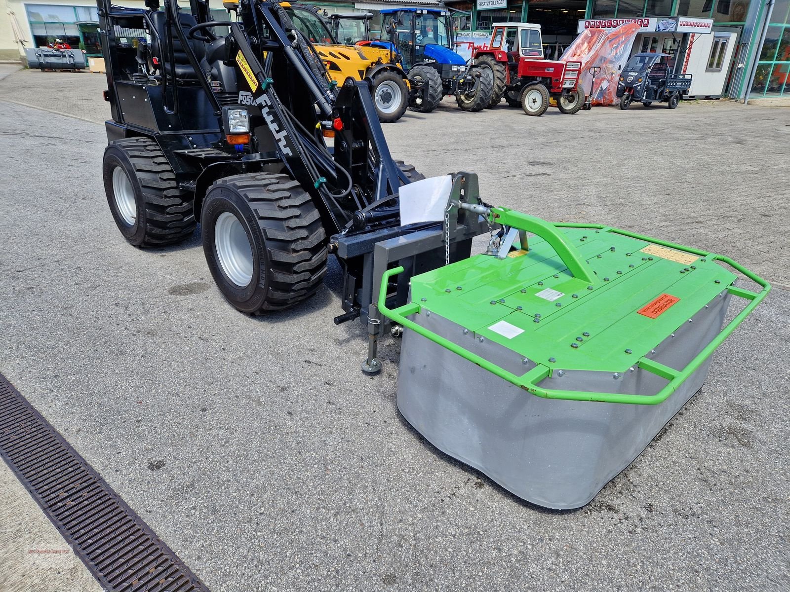 Ladeschaufel του τύπου Dominator Trommelmähwerk für Hoflader 135 cm, Gebrauchtmaschine σε Tarsdorf (Φωτογραφία 9)