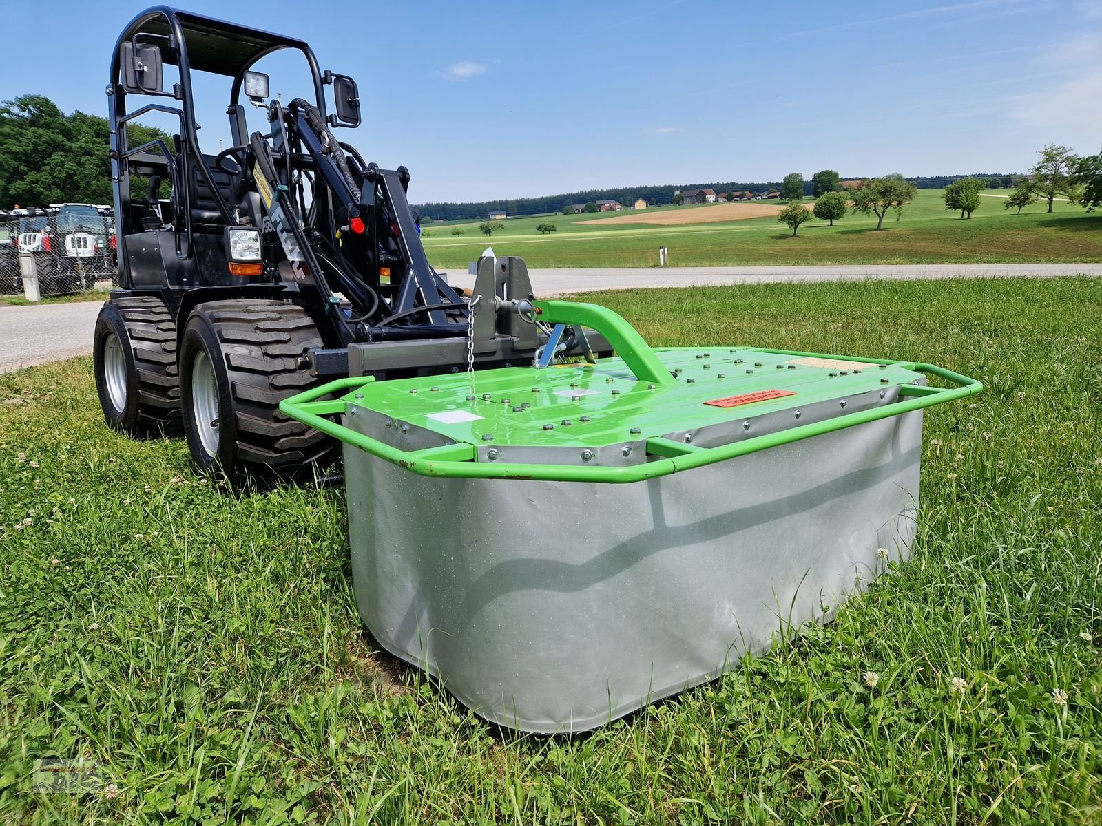 Ladeschaufel του τύπου Dominator Trommelmähwerk für Hoflader 135 cm, Gebrauchtmaschine σε Tarsdorf (Φωτογραφία 1)