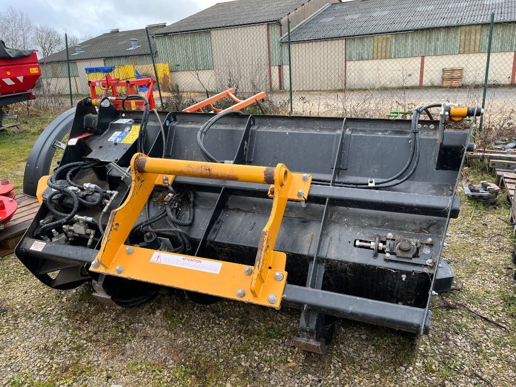 Ladeschaufel van het type Emily DIS’FIB FLANC AVG 2,4m, Gebrauchtmaschine in Calmont (Foto 3)