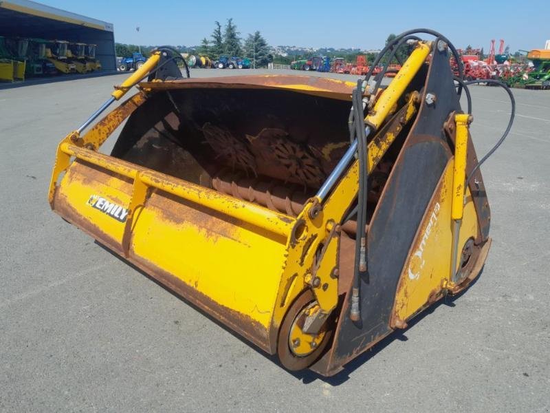 Ladeschaufel typu Emily GAV OMEGA 04260, Gebrauchtmaschine v ANTIGNY (Obrázek 2)