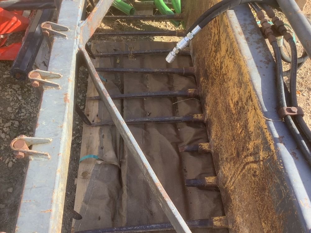 Ladeschaufel tip Faucheux f180, Gebrauchtmaschine in GONSANS (Poză 3)