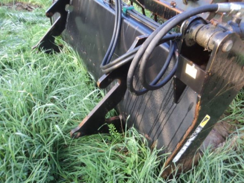 Ladeschaufel of the type Faucheux PELICAN 170, Gebrauchtmaschine in MOULLE (Picture 5)