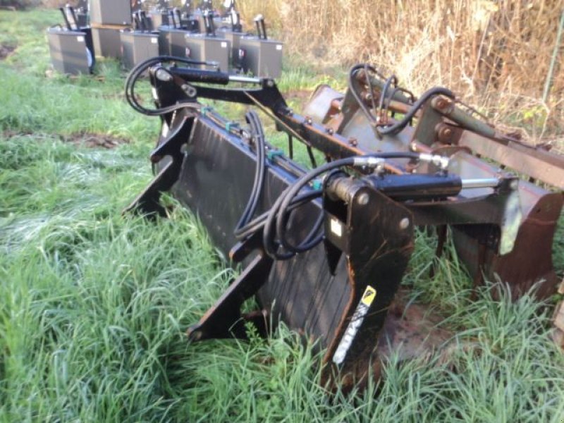 Ladeschaufel of the type Faucheux PELICAN 170, Gebrauchtmaschine in MOULLE (Picture 3)