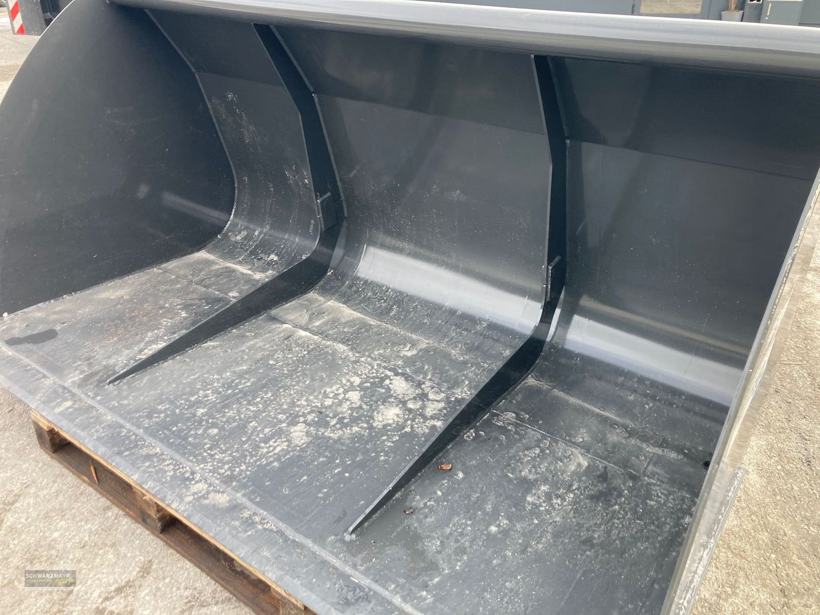 Ladeschaufel of the type Fliegl AgroCenter GR-Schaufel 2200, Neumaschine in Aurolzmünster (Picture 10)