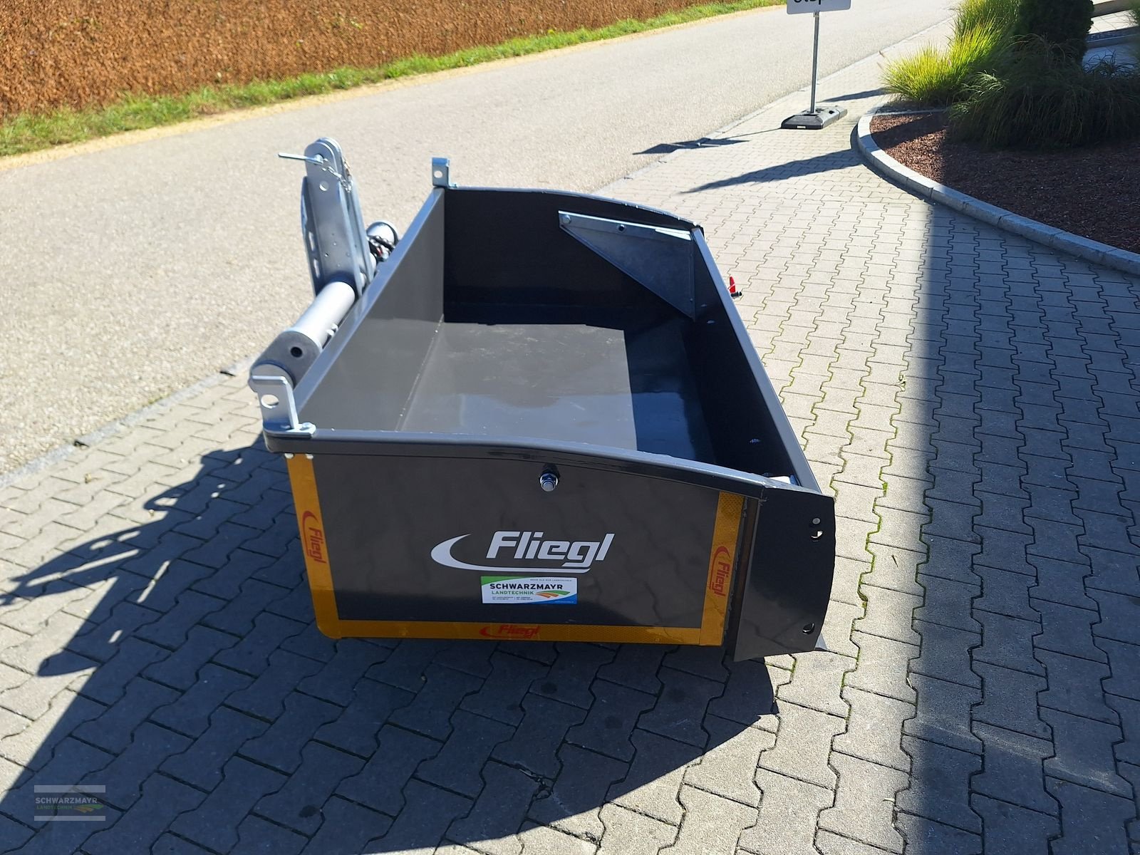 Ladeschaufel a típus Fliegl AgroCenter Heckschaufel G2000mm, Neumaschine ekkor: Aurolzmünster (Kép 9)