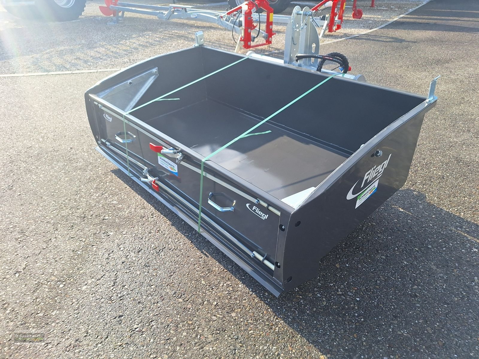 Ladeschaufel типа Fliegl AgroCenter Heckschaufel G2200mm, Neumaschine в Gampern (Фотография 5)