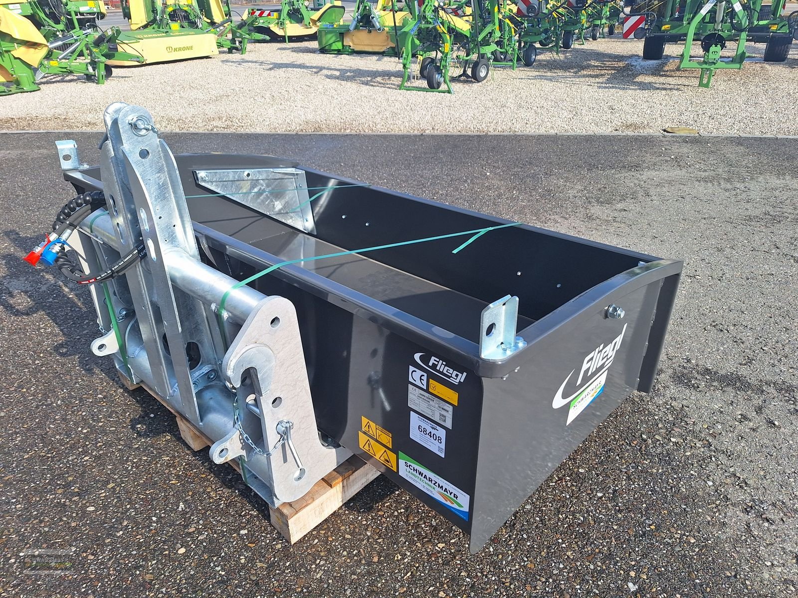 Ladeschaufel типа Fliegl AgroCenter Heckschaufel G2200mm, Neumaschine в Gampern (Фотография 3)