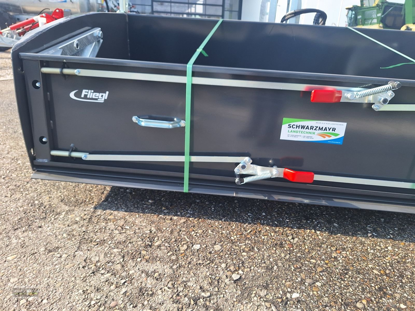 Ladeschaufel типа Fliegl AgroCenter Heckschaufel G2200mm, Neumaschine в Gampern (Фотография 7)