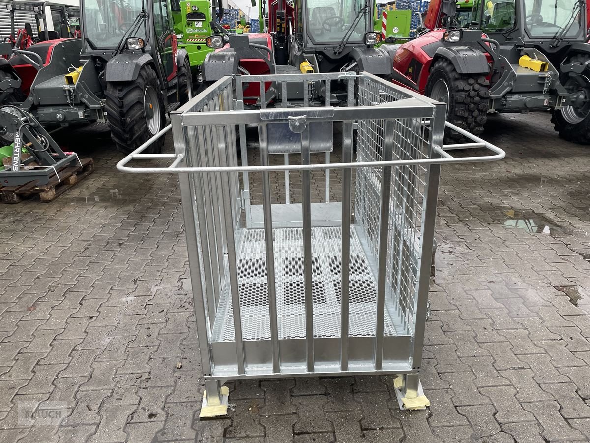 Ladeschaufel des Typs Fliegl Arbeitskorb / Arbeitsbühne mit Erhöhung Euro &PG, Neumaschine in Burgkirchen (Bild 19)