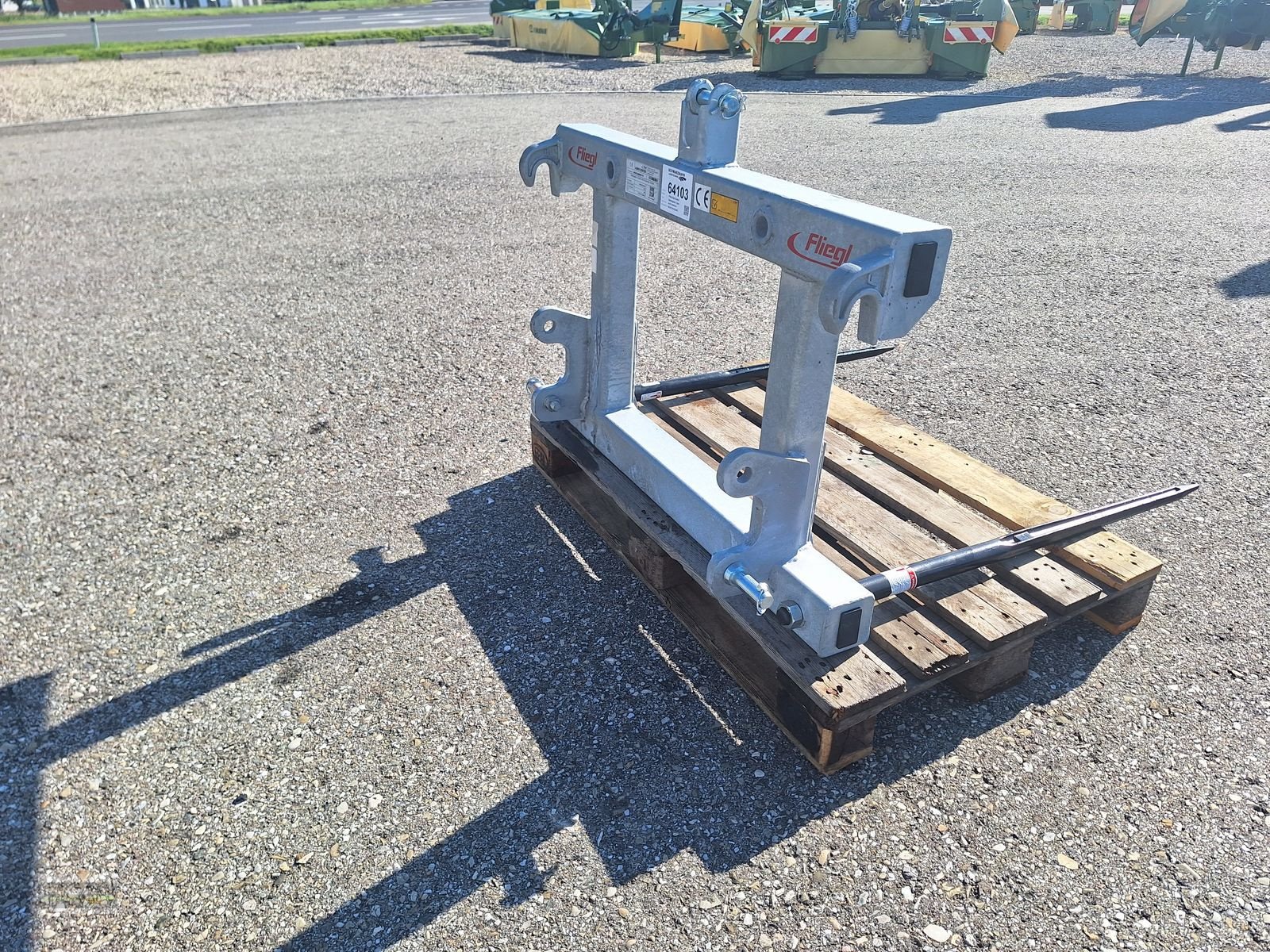 Ladeschaufel des Typs Fliegl Ballengabel 1-fach, Vorführmaschine in Gampern (Bild 3)