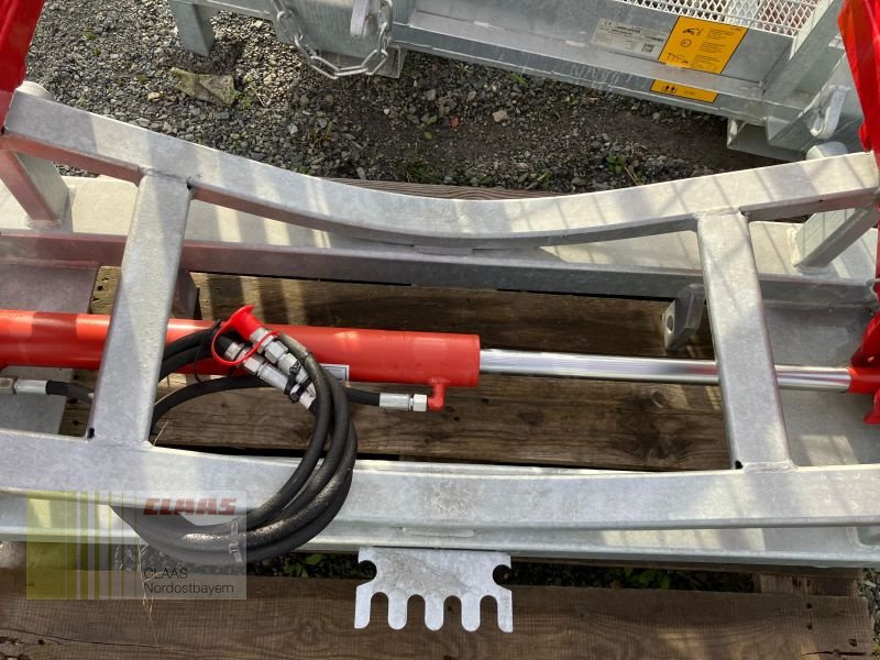 Ladeschaufel des Typs Fliegl BZCFLM000010 BALLENZANGE PROFI, Neumaschine in Hollfeld (Bild 6)